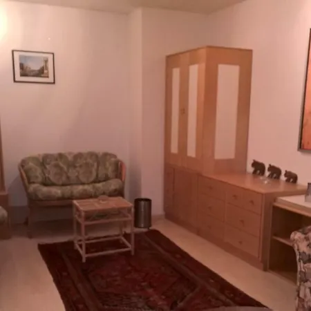 Cozy Private Near Munich ホームステイ オットブルン
