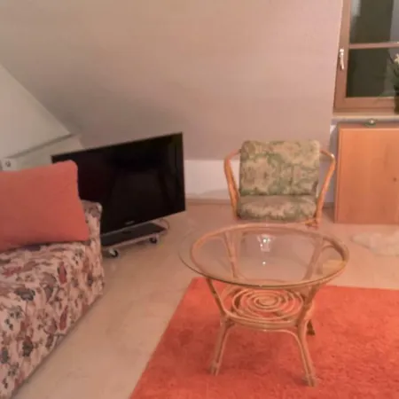 Cozy Private Near Munich ホームステイ *